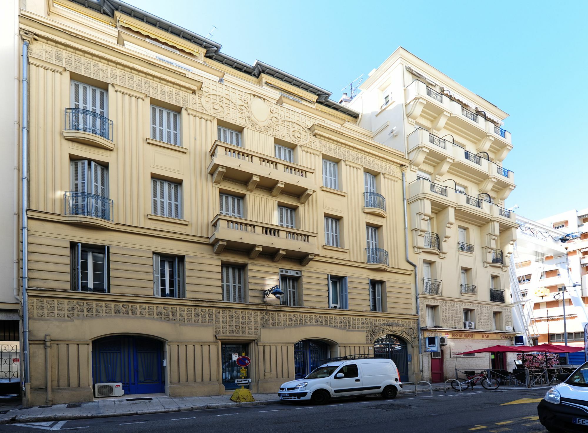 Les Studios De Paul Valery Ница Екстериор снимка